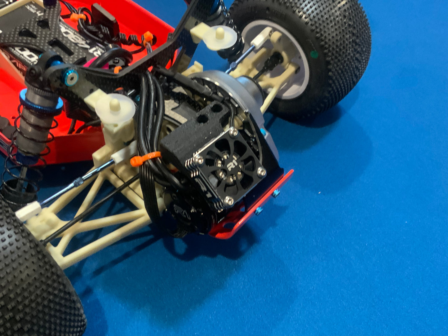 Racer RC RC10/RC10T Motor Fan Mount