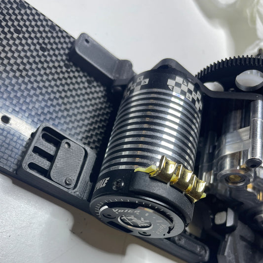 R1 Wurks DC1 Prototype Motor Support