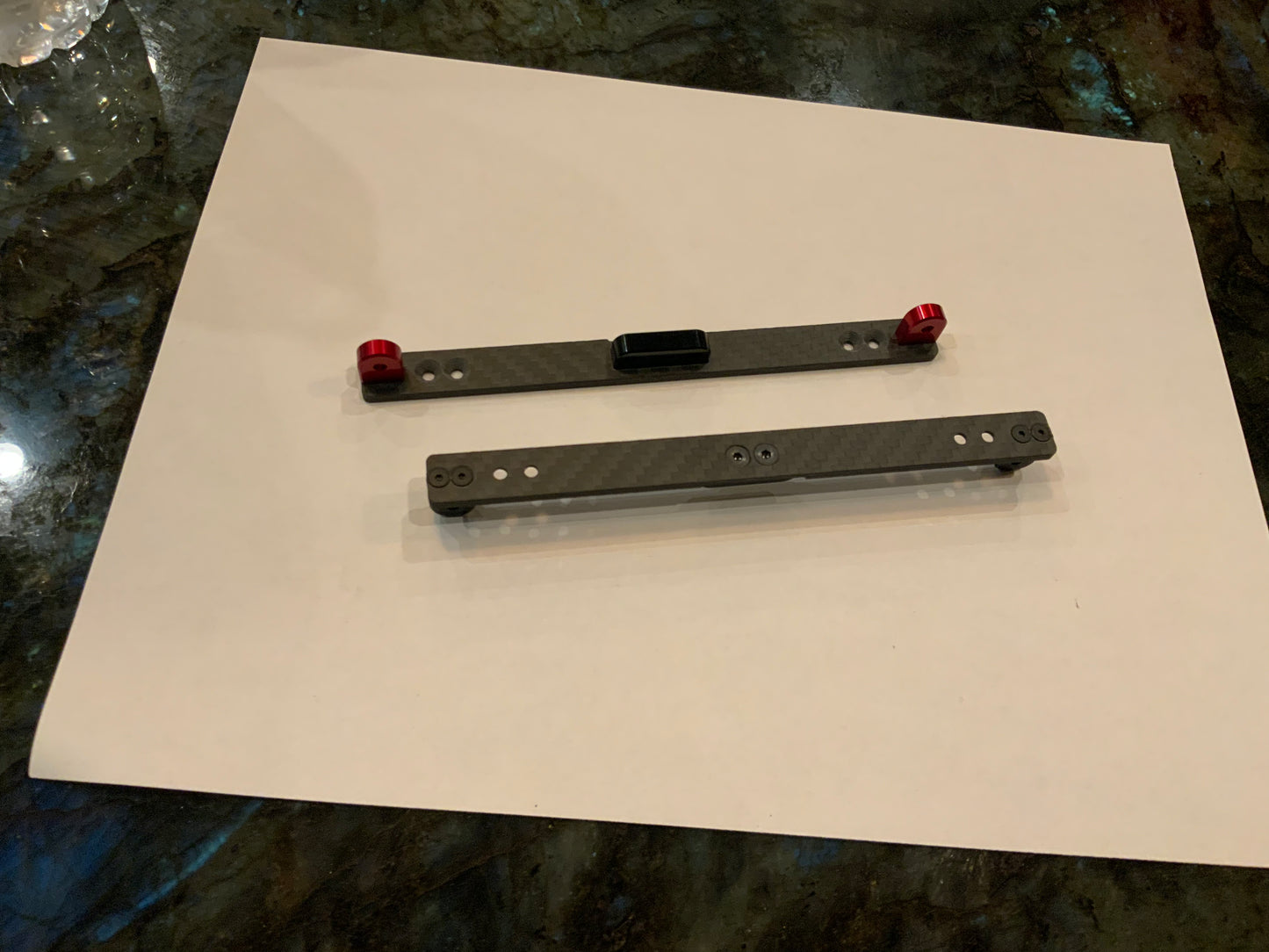 Racer RC Universal aluminum body post mounts (1 pair) red or black